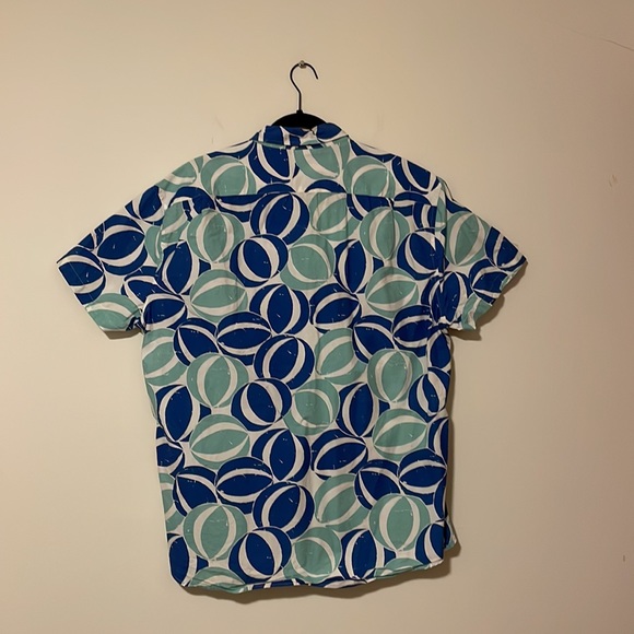J Crew Beach Ball XL short sleeve button down - Picture 4 of 4